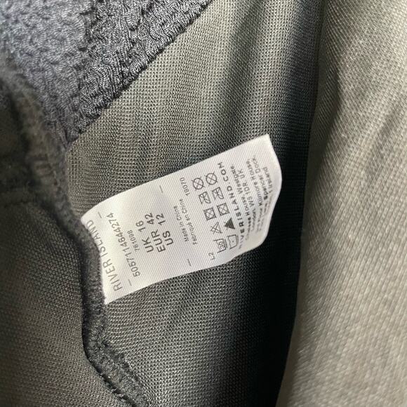 River Island Textured Chain Black One Piece Swimsuit Size 12 - Picture 8 of 8